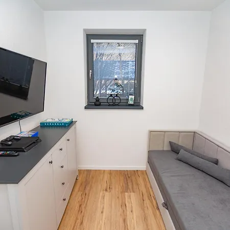 Hrbanik Tale 木屋 *