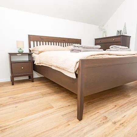 Hrbanik Tale 木屋 Bystrá